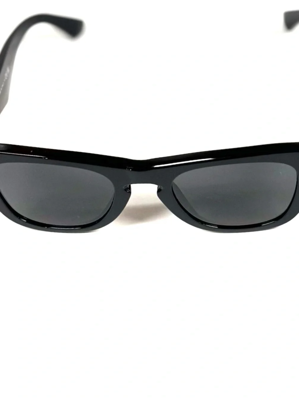 Classic Black Wayfarer Sunglasses - Burberry